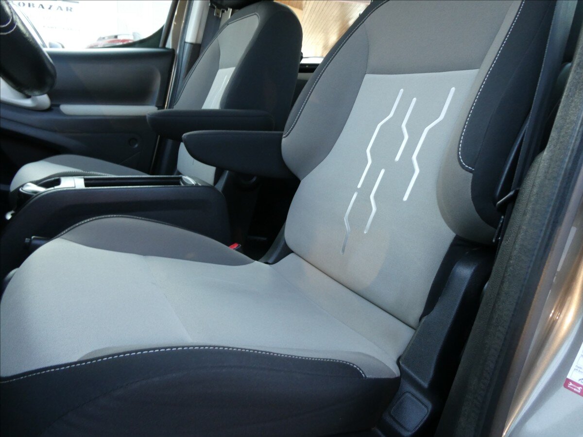 Peugeot Partner Tepee MPV 1,6 l 88 kw