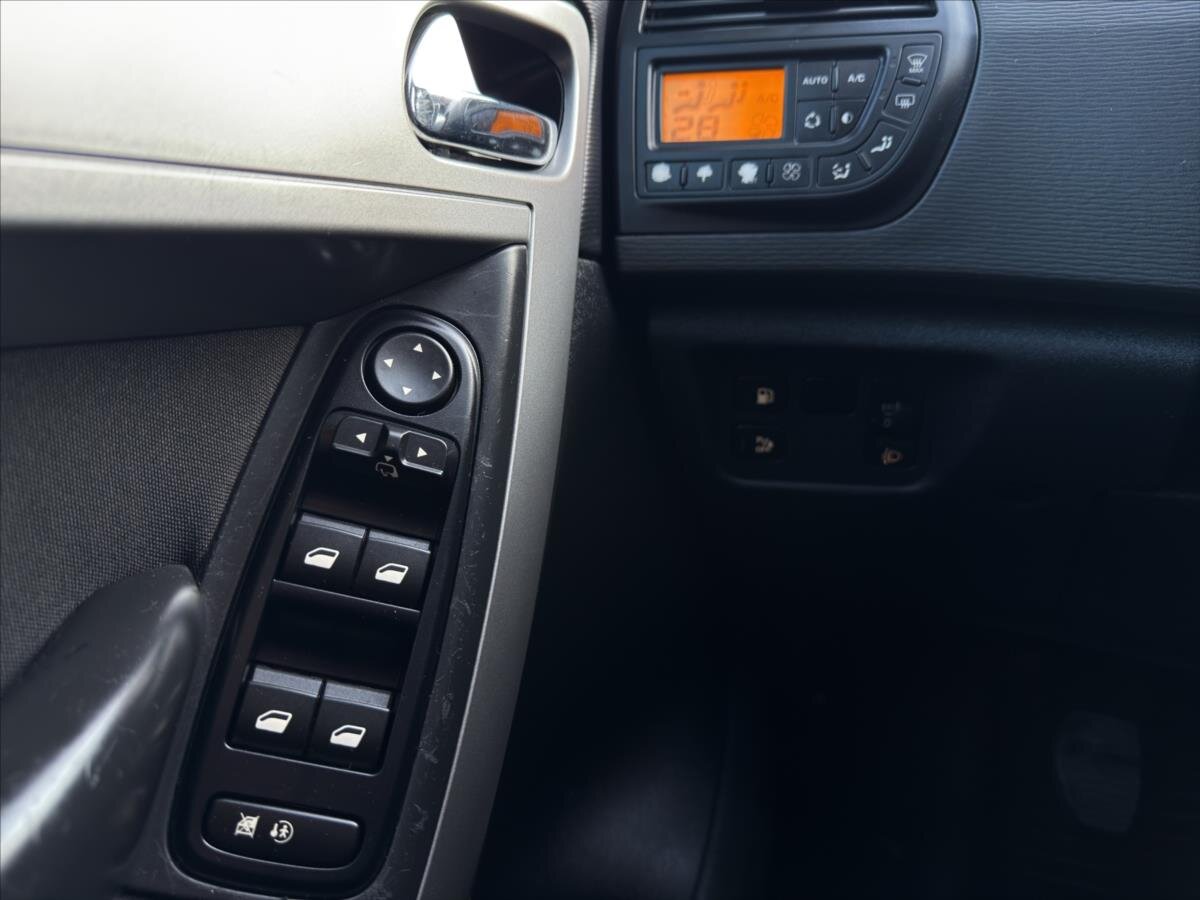 Citroën Grand C4 Picasso Kombi 2,0 l 110 kw