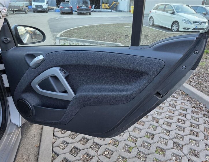 Smart Fortwo Kupé 999,0 52 kw