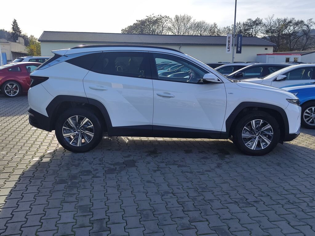 Hyundai Tucson SUV 1,6 l 100 kw