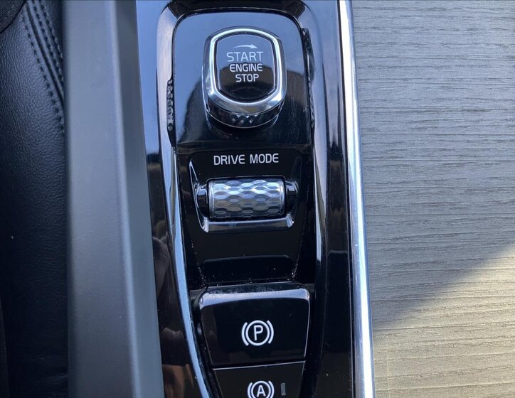 Volvo V60 Kombi 2,0 l 140 kw