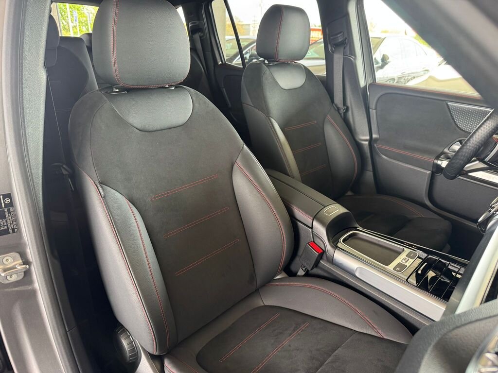 Mercedes-Benz EQB SUV / Terénní 0,0 215 kw