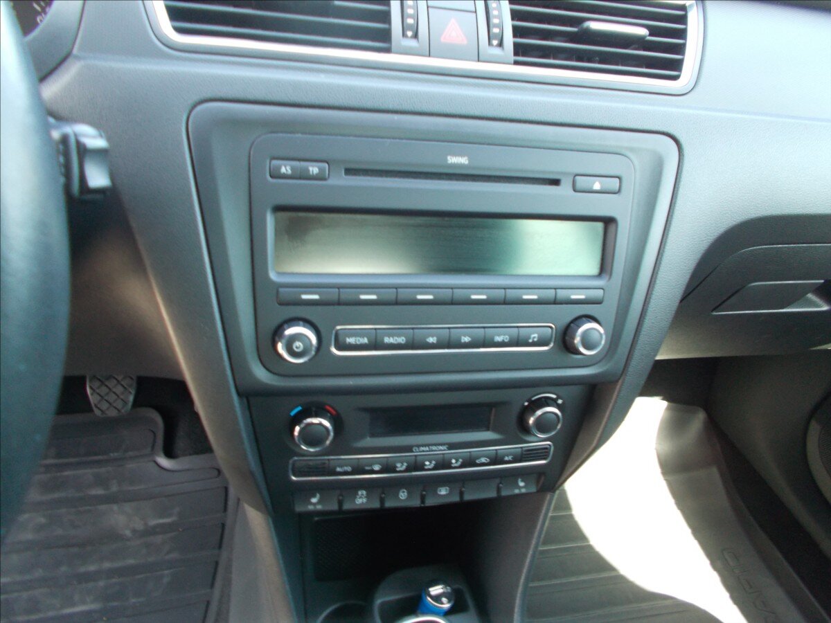 Škoda Rapid Sedan / Limuzína 1,6 l 77 kw