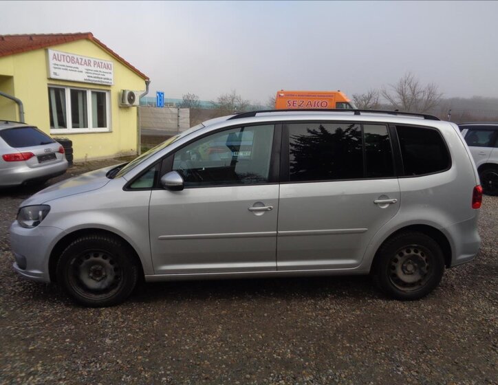 Volkswagen Touran Kombi 1,4 l 110 kw