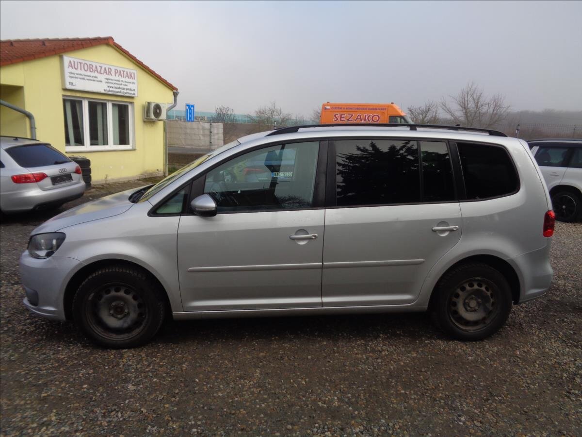 Volkswagen Touran Kombi 1,4 l 110 kw