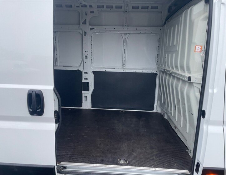 Citroën Jumper Skříň 2,2 l 103 kw