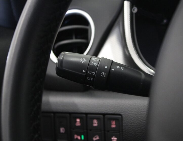 Suzuki Vitara SUV / Terénní 1,4 l 95 kw