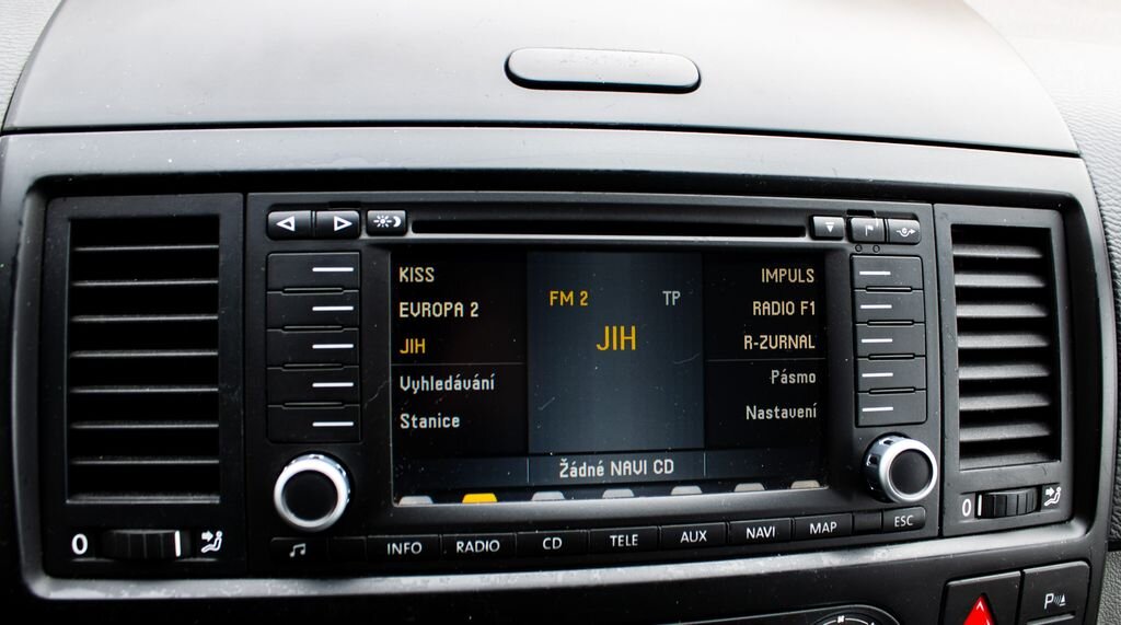 Volkswagen Ostatní VAN-Minibus 2,5 l 128 kw