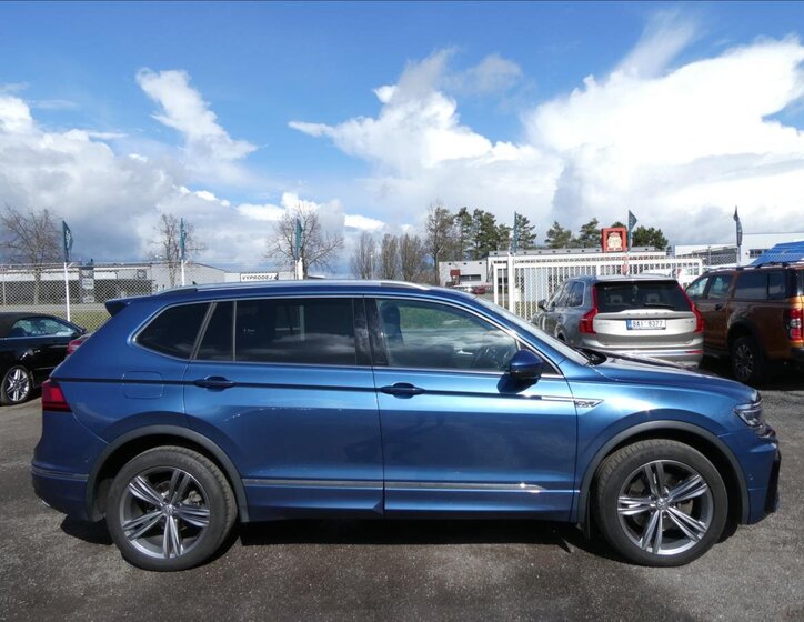Volkswagen Tiguan Allspace 12