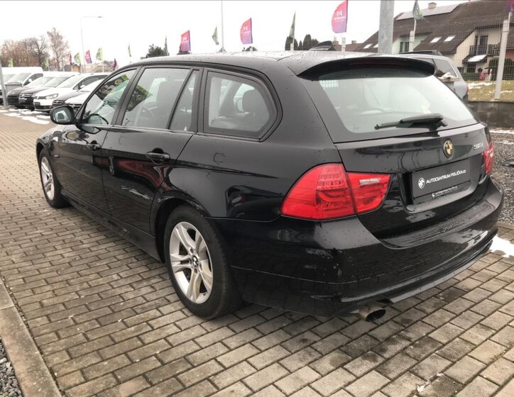 BMW Řada 3 Kombi 2,0 l 105 kw