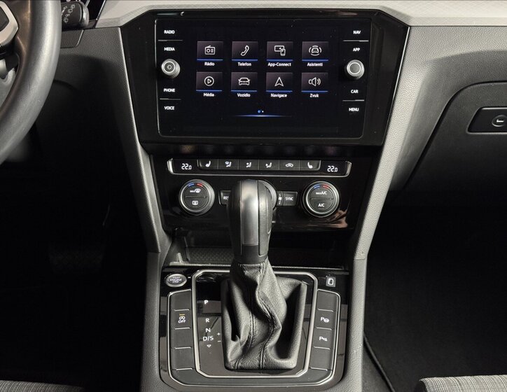 Volkswagen Passat Kombi 2,0 l 140 kw