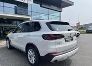 BMW X5 SUV 3,0 l 210 kw