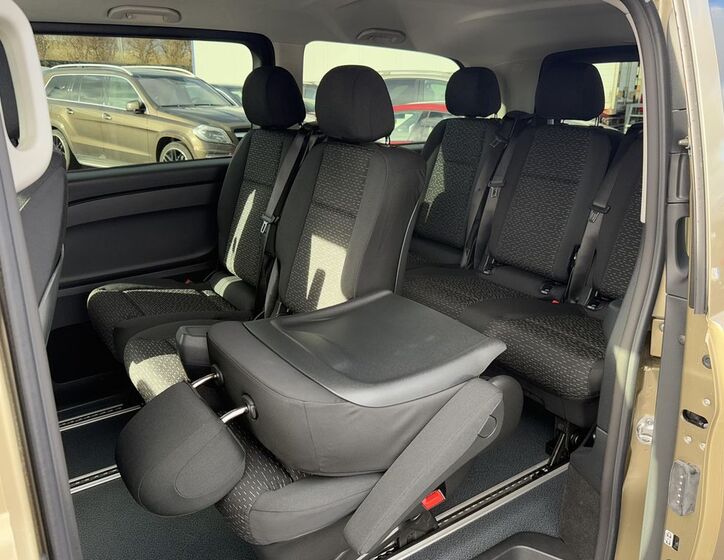 Mercedes-Benz Vito 16