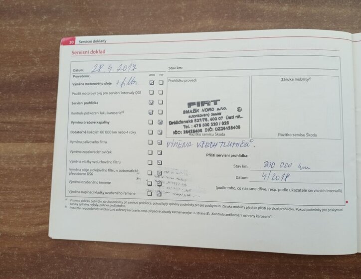 Škoda Octavia Sedan / Limuzína 1,6 l 77 kw