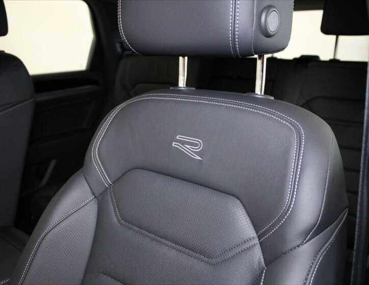 Volkswagen Touareg SUV 3,0 l 210 kw