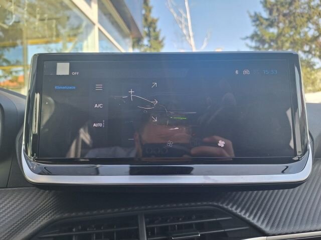 Peugeot 208 Hatchback 1,2 l 74 kw