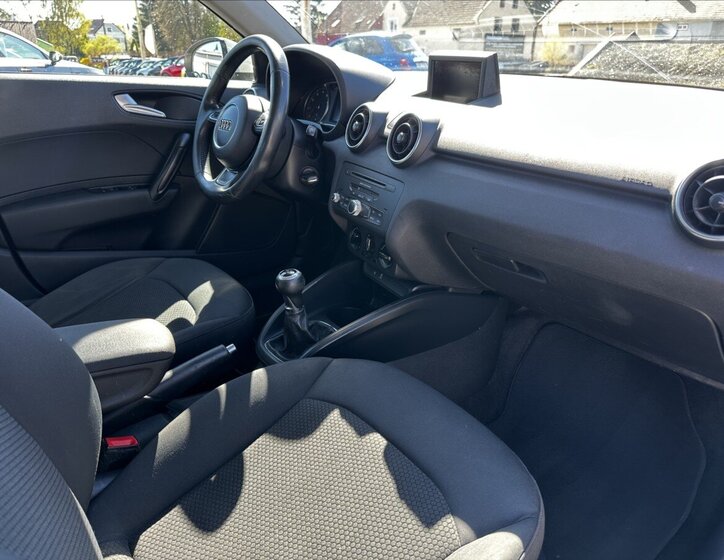 Audi A1 Hatchback 1,2 l 63 kw