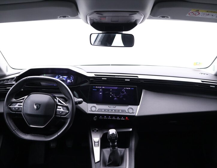 Peugeot 308 Hatchback 1,5 l 96 kw