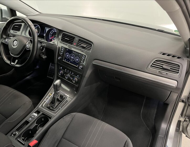 Volkswagen Golf Kombi 2,0 l 135 kw