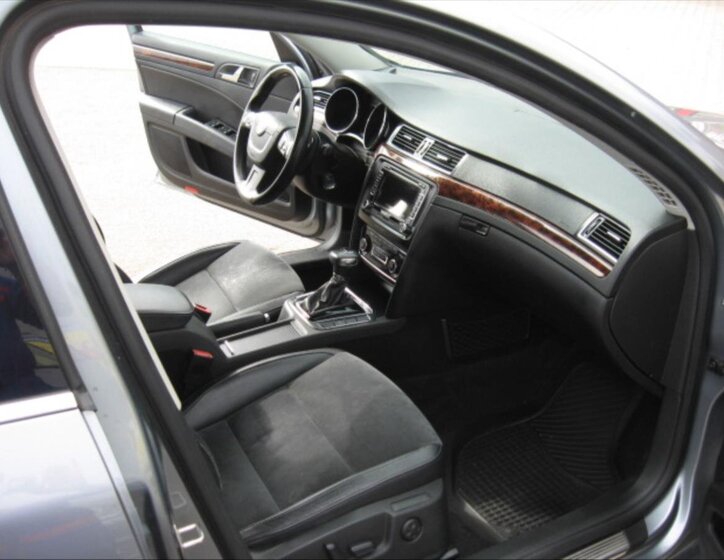 Škoda Superb Kombi 2,0 l 125 kw