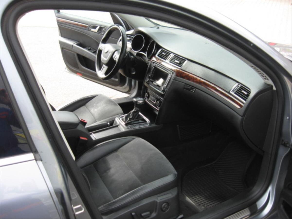 Škoda Superb Kombi 2,0 l 125 kw