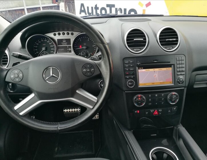 Mercedes-Benz Třídy M Kombi 3,0 l 165 kw