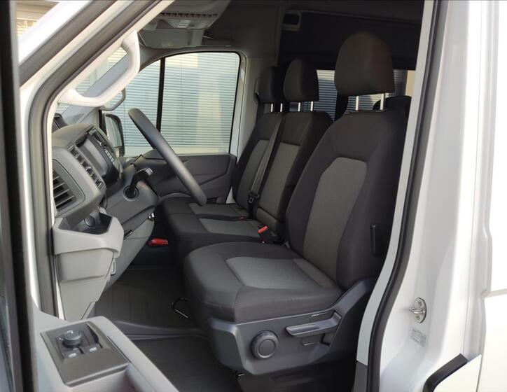 Volkswagen Crafter 6