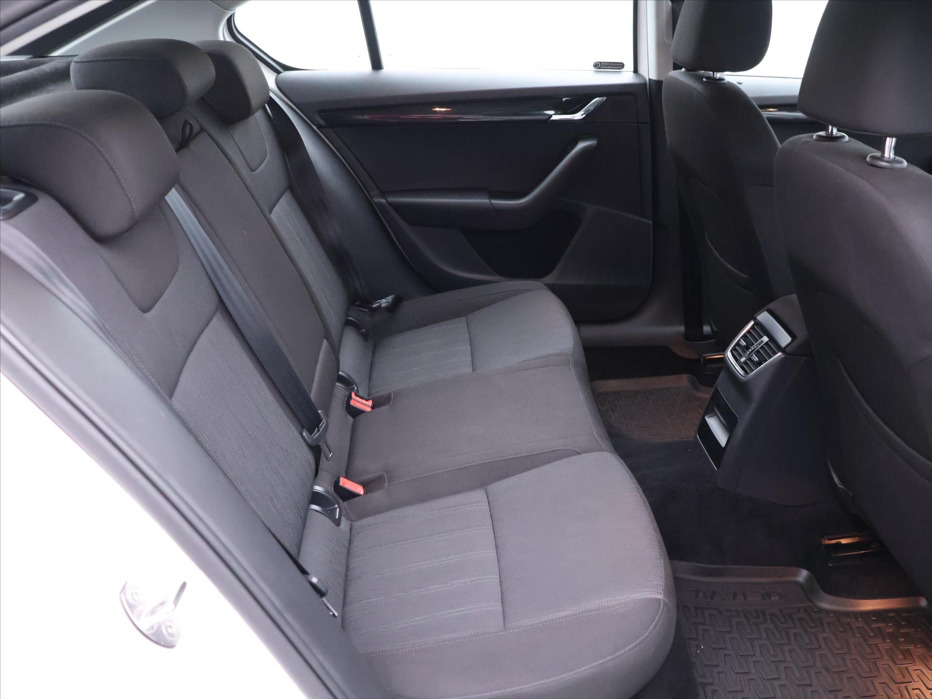 Škoda Octavia Liftback 1,6 l 85 kw