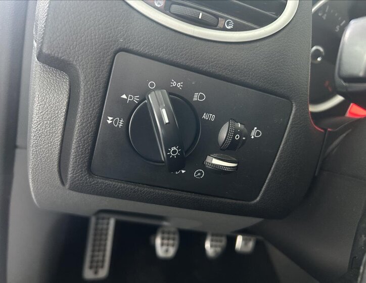 Ford Focus Hatchback 1,6 l 74 kw