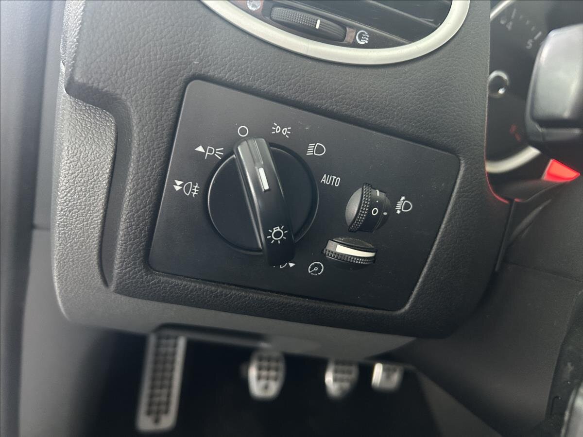 Ford Focus Hatchback 1,6 l 74 kw