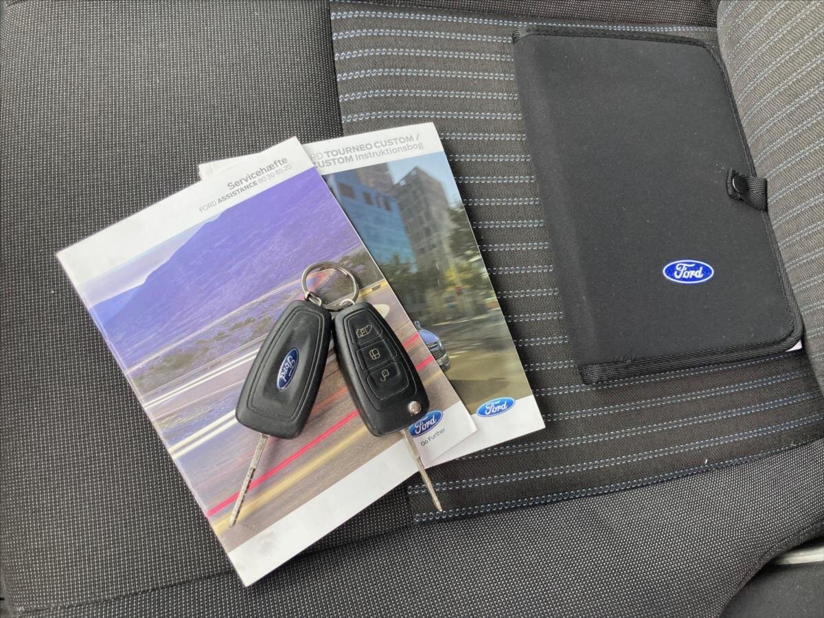 Ford Transit Custom VAN-Minibus 2,2 l 92 kw