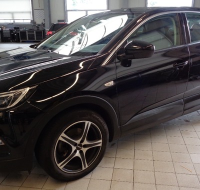 Opel Grandland X 2