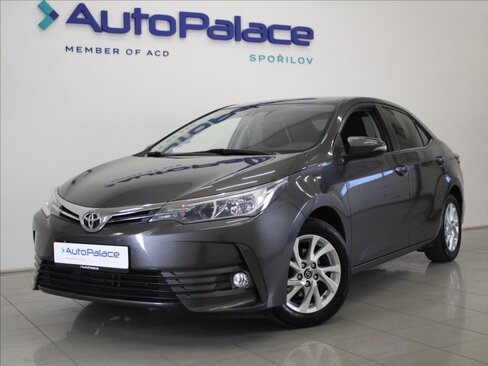 Toyota Corolla Sedan 1,6 l 97 kw