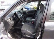 Toyota RAV4 Skříň 2,0 l 110 kw