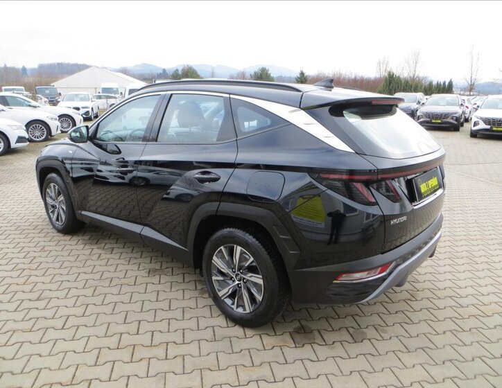 Hyundai Tucson SUV 1,6 l 110 kw
