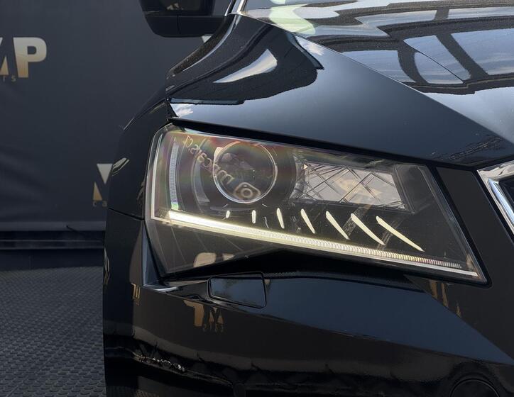 Škoda Superb 33