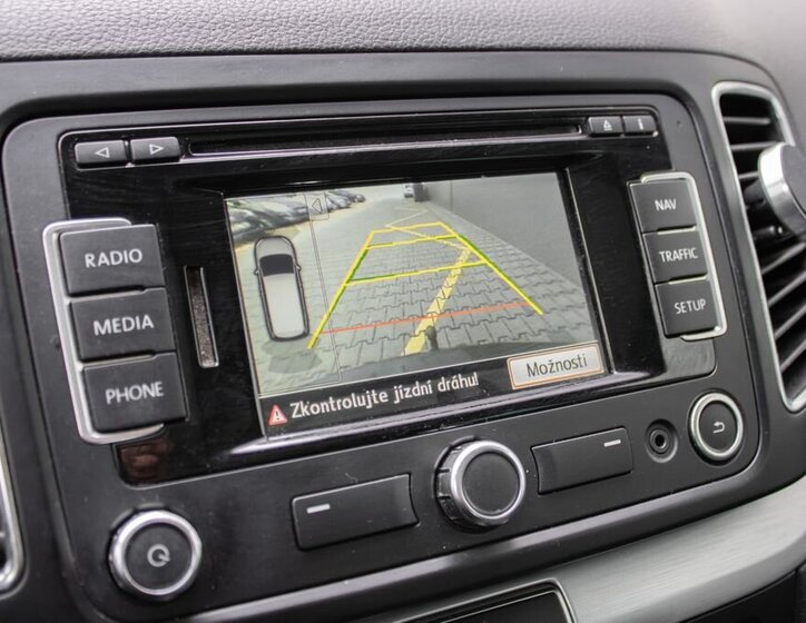 Volkswagen Sharan MPV 2,0 l 103 kw