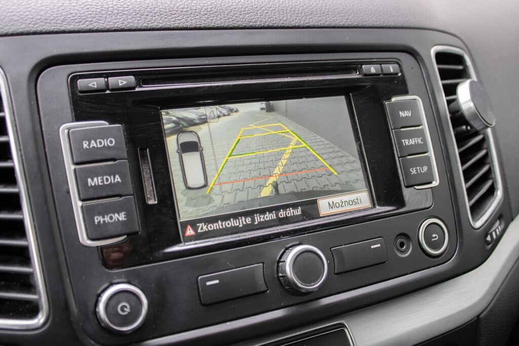 Volkswagen Sharan MPV 2,0 l 103 kw