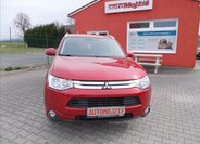 Mitsubishi Outlander SUV / Terénní 2,0 l 110 kw