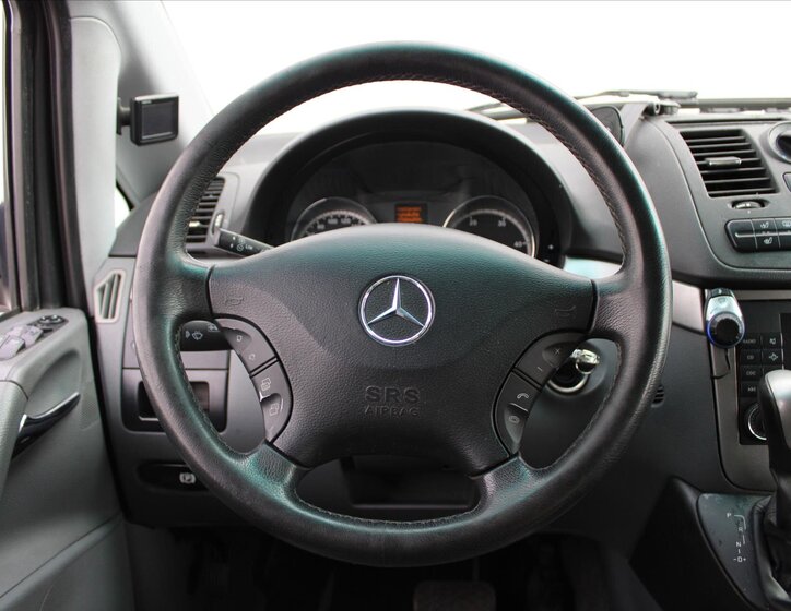 Mercedes-Benz Viano Kombi 2,1 l 110 kw