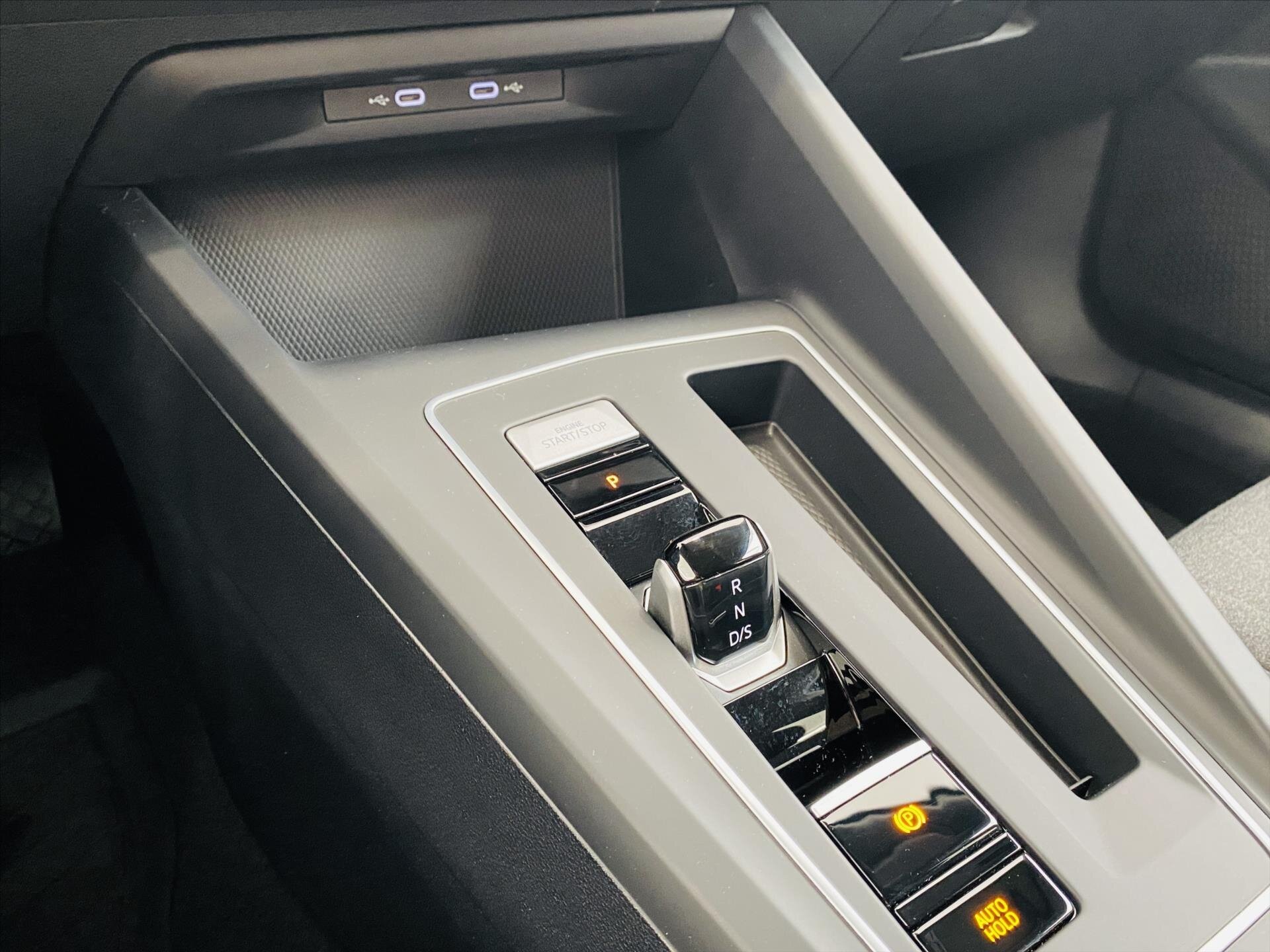 Volkswagen Golf Kombi 1,5 l 85 kw