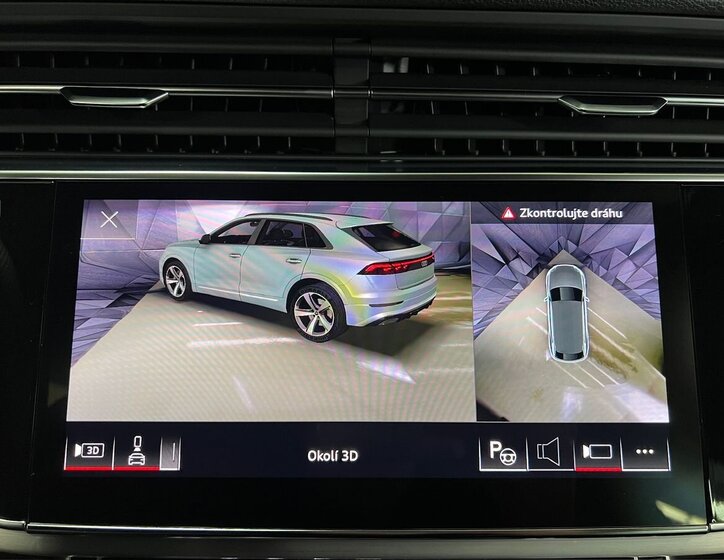 Audi Q8 SUV / Terénní 3,0 l 210 kw