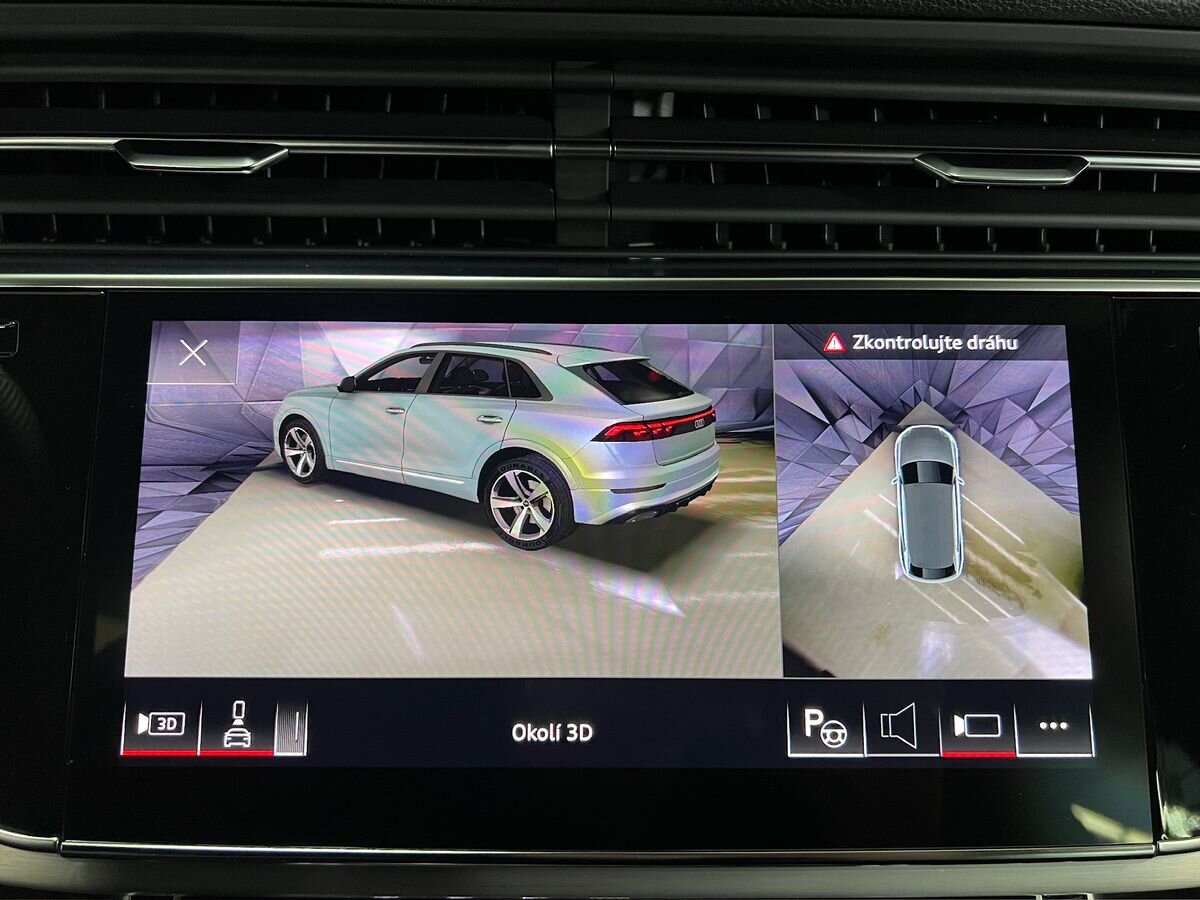 Audi Q8 SUV / Terénní 3,0 l 210 kw