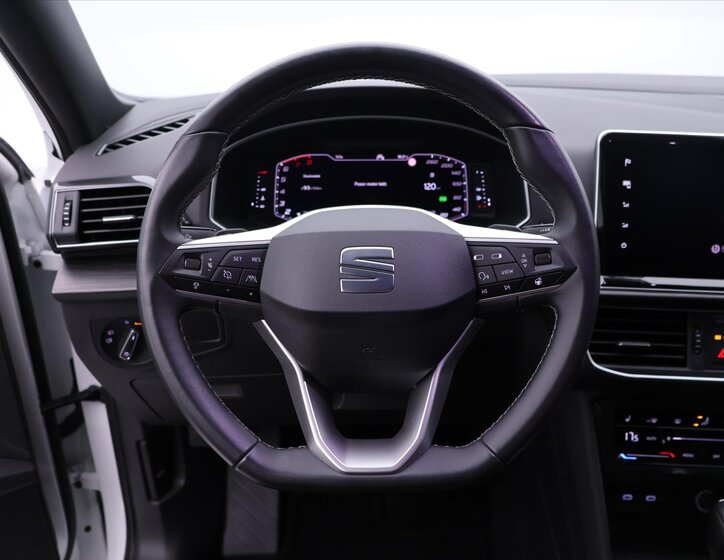 Seat Tarraco SUV / Terénní 2,0 l 140 kw