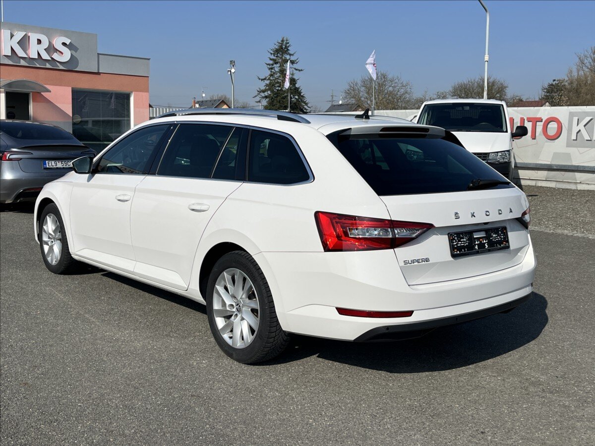 Škoda Superb Kombi 2,0 l 110 kw