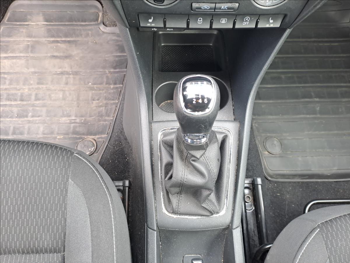 Škoda Rapid Liftback 1,2 l 81 kw