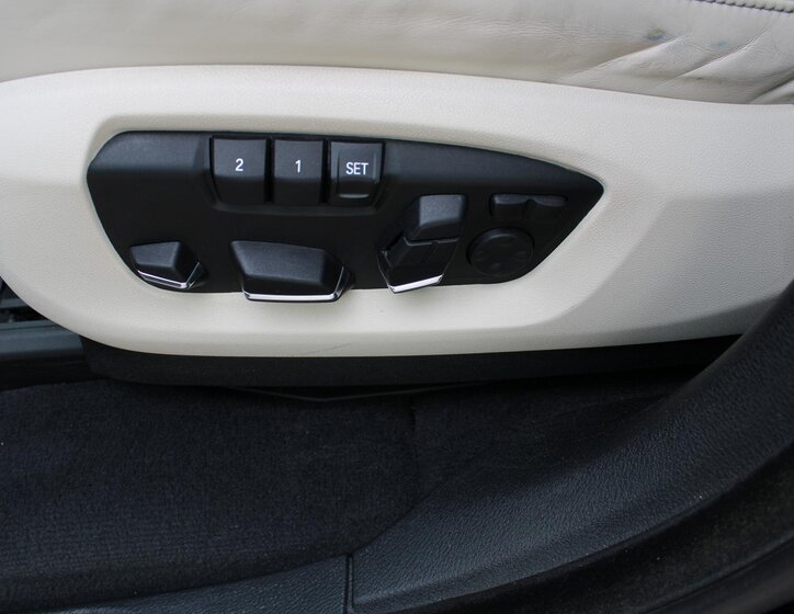 BMW X5 SUV / Terénní 3,0 l 225 kw