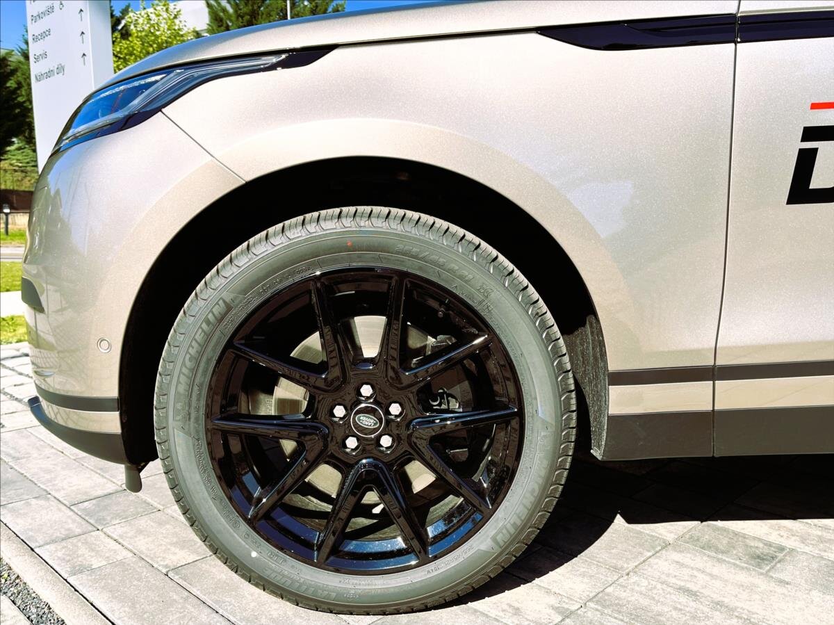 Land Rover Range Rover Velar SUV 2,0 l 297 kw