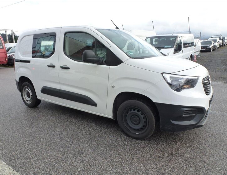 Opel Combo Ostatní 1,2 l 81 kw