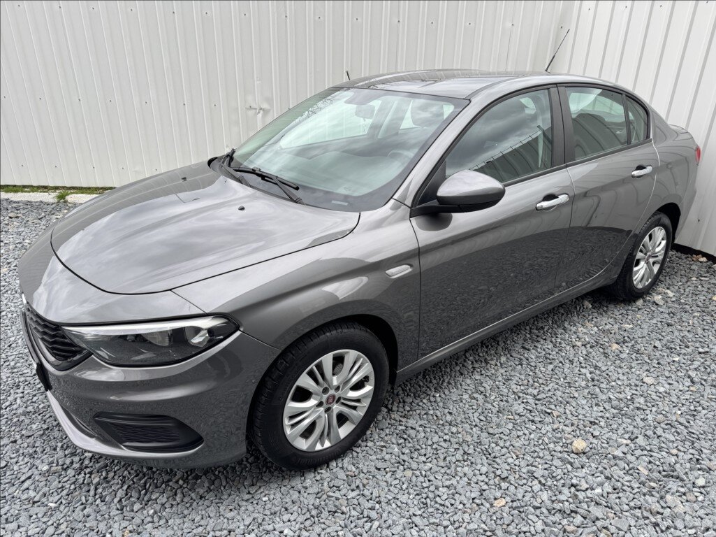 Fiat Tipo Sedan / Limuzína 1,4 l 70 kw